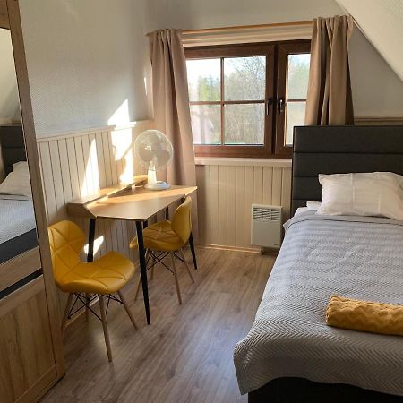 HiiumaaKeldrimaee Kuelalistemaja住宿加早餐旅馆 外观 照片
